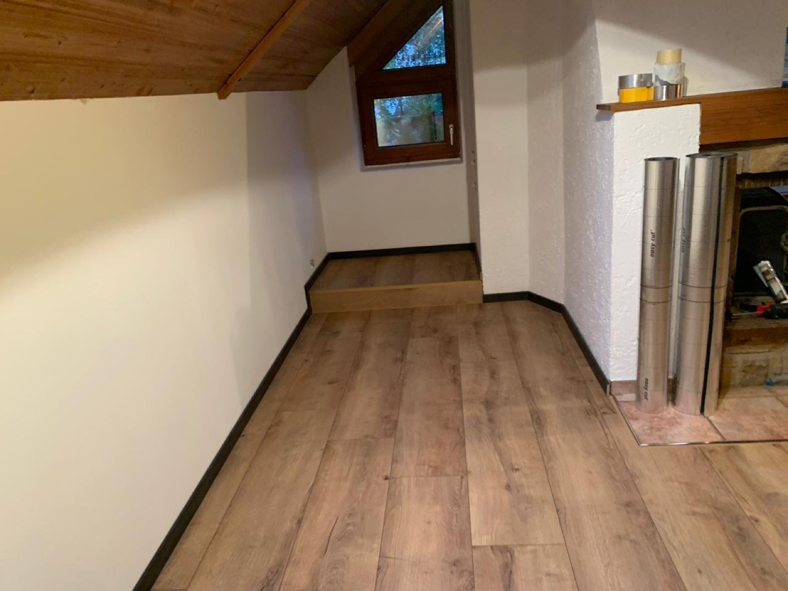 Neuer Boden in einem Dachgeschossraum